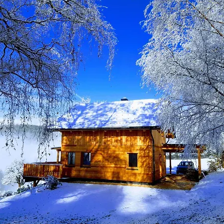 Auszeit Almhaus Schmalzbauer Apartamento *