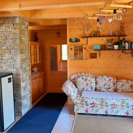 Auszeit Almhaus Schmalzbauer Lägenhet